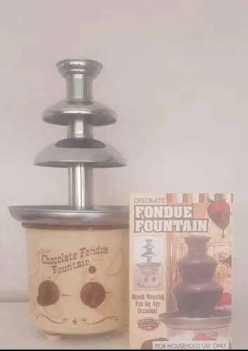 FONTE DE CHOCOLATE ( FONDUE)