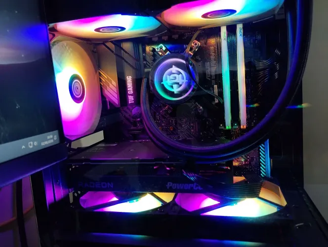 RX 9060 XT de 16g Power color 