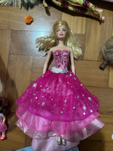 BARBIE MODA E MAGIA