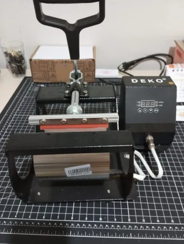 Máquina de Sublimação para Canecas DEKO - À Venda