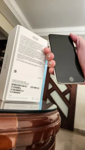IPHONE SE 256GB IMPECÁVEL