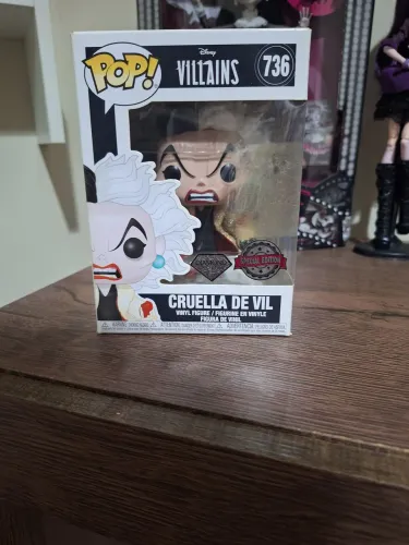 Funko pop cruella Diamond 736
