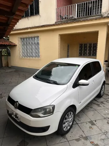 Volkswagen Fox 1.0 MI Total Flex 8V 5P 2013