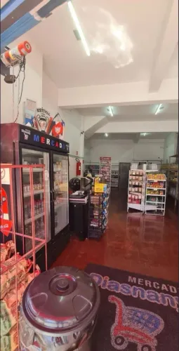 Mercadinho a venda passo o ponto.