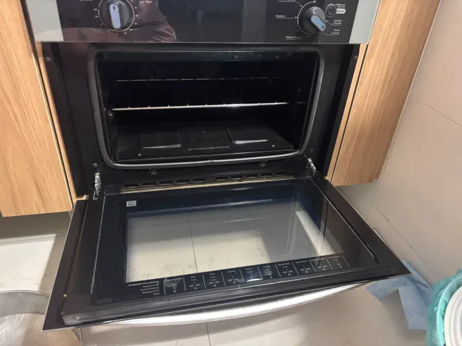 Forno embutir cônsul