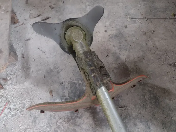 Roçadeira husqvarna