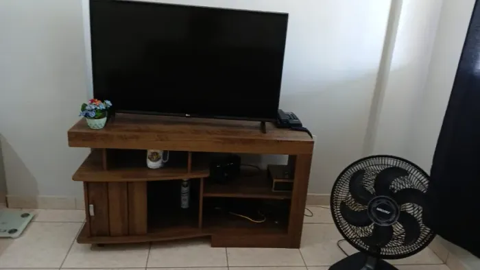 Conjunto Rack + TV LG LCD 32 polegadas