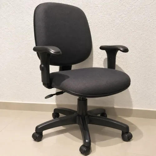Cadeira para escritório diretor reformada - Oferta 