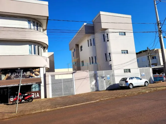 Apartamento com 1 dormitório para alugar, 65 m² por R$ 1.500,00/mês - Coqueiral - Cascavel