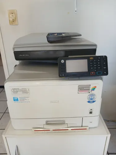 Impressora Ricoh MP C305spf