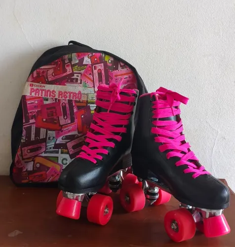 Patins 4 Rodas(Quad) Retrô Oxer Dark Pink (tamanho 37)