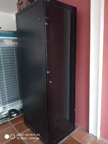 GABINETE RACK PROVEDOR, VENDO OU TROCO POR IMPRESSORA 3D.