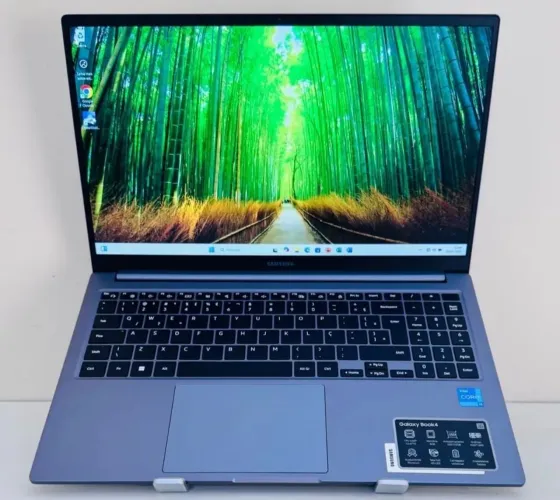 Notebook Samsung Galaxy Book4 Novo! Com nota fiscal Core i3-13 Geração 8gb RAM SSD 256GB