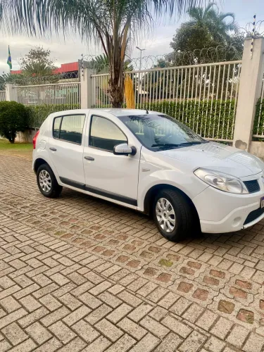 Renault Sandero Expression Hi-flex 1.6 8V 5P 2011