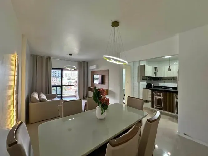 Imóvel para venda tem 69 metros quadrados com 2 quartos em Kobrasol - São José - SC