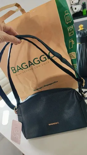 Bolsa nova marca bagageiro, amiga nada está com etiqueta ?