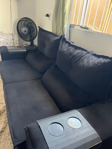 Sofá retrátil e reclinável - Preto