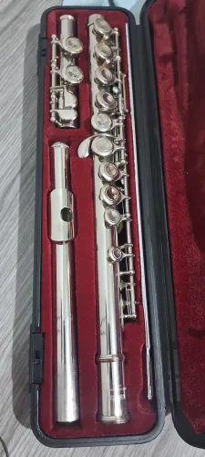 Flauta transversal Yamaha yfl 211ll