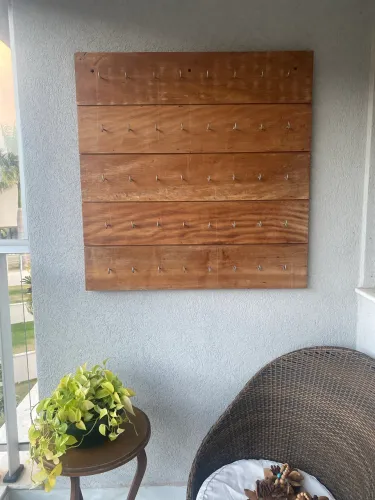Vendo suporte organizador em madeira barato