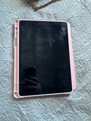iPad 8