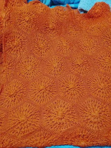 Colcha de crochê artesanal de 1968