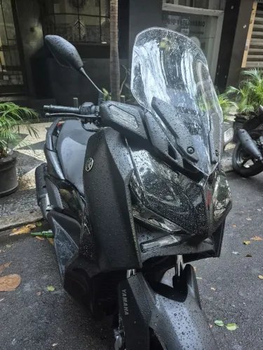 Yamaha Xmax 250 Connect