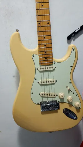 VENDO GUITARRA PHX