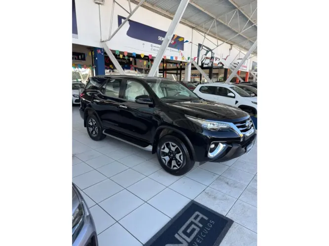 Toyota Hilux SW4 4X4 2.8 Diesel 2020
