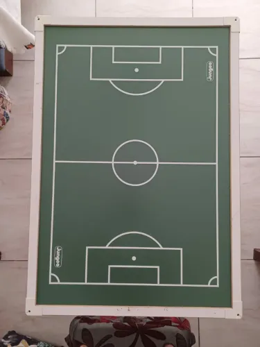 Mesa de Futebol de Botão com Pés de Madeira