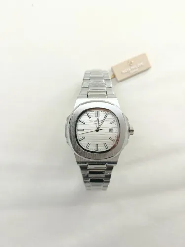 Relógio Pattek branco pulseira de aço inoxidável função automática 