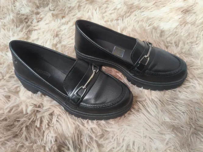 Mocassim preto (usado 1vez)