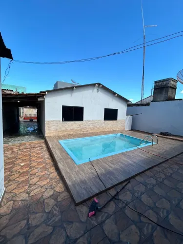 Aluga-se casa 4 quartos c/ piscina no Valparaíso 2