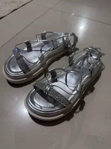 Vendo sandália pitaya belíssima 