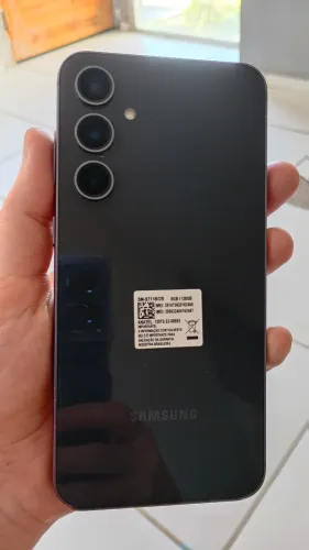 Samsung S23 Fe semi novo