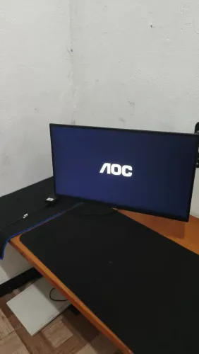 Monitor AOC 21,5 120 hz novo ?