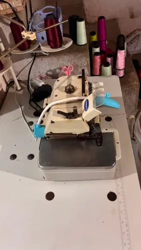 MAQUINA DE COSTURA RENTA E PONTO DE CADEIA