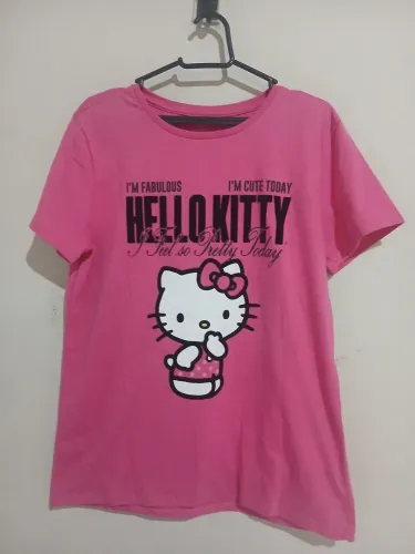 Camiseta Hello Kitty