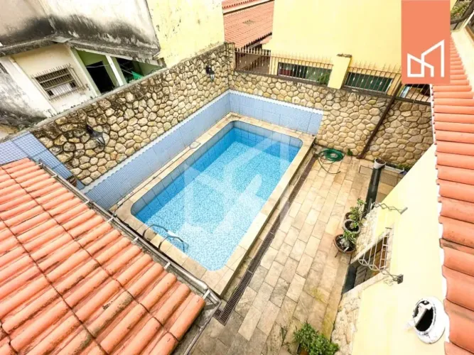 Casa Padrão para alugar em Nova Iguaçu