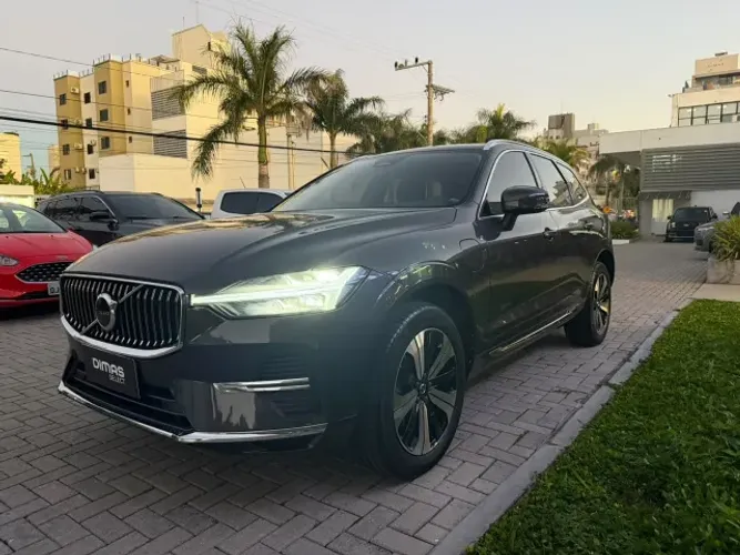 Volvo XC-60 T-8 Plus 2.0 AWD (híbrido) 2024
