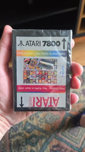 Cartucho atari iplay double para 2600 e 7800 muitos jogos impecável!!!