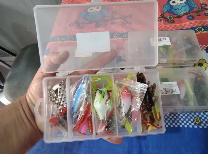 Vendo kit de iscas Artificiais.