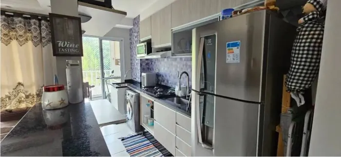 Apartamento 2 dormitórios, varanda Cond. Reserva Paiquere - Cotia