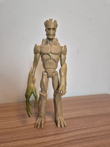 Boneco Original Exlusivo e Raro Groot EXTENSÍVEL Hasbro, 30cm, sem caixa original (usado).