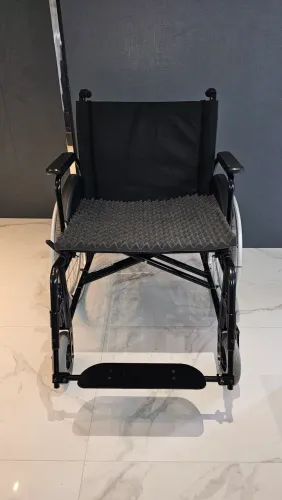 Cadeira de rodas EXTRA LARGA ASSENTO DE 60CM