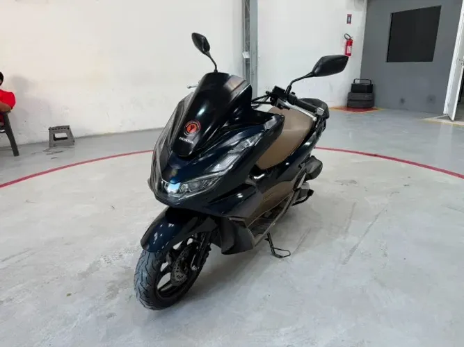 Honda PCX 160 DLX com apenas 3 mil KM e ABAIXO DA FIPE!