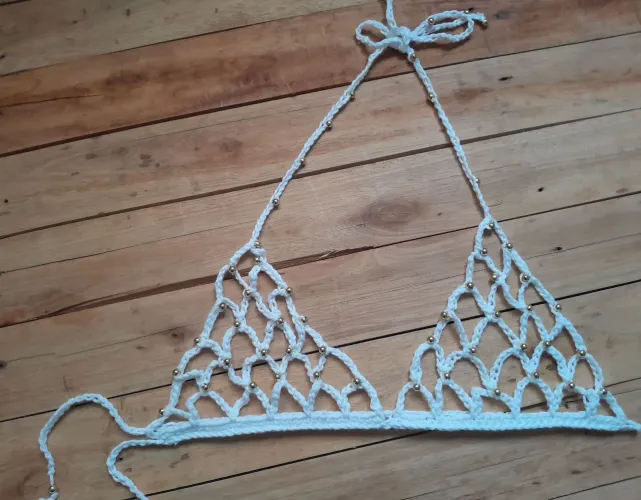 Top redinha de sobreposição em crochê 