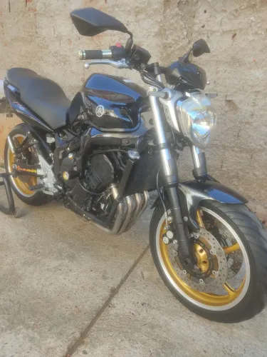 Yamaha fazer 600"papa-hornet"09 vd/tr 