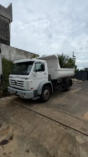 Aluguel de Caminhão Basculante 6m³