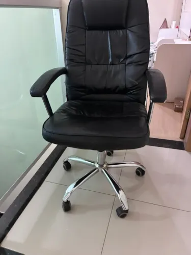 CADEIRA PRESIDENTE GIRATÓRIA - ESCRITÓRIO - R$ 250