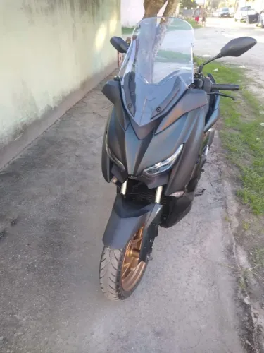 Vendo moto xmax 